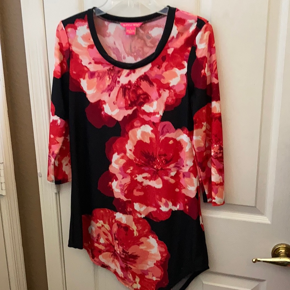 FINAL MARKDOWN Ladies sunny Leigh top small